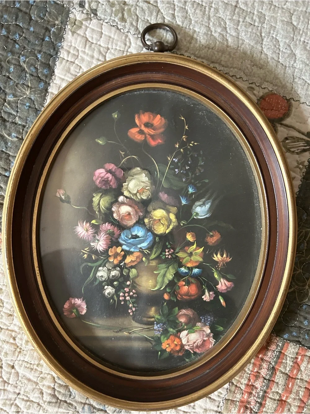 Vintage Oval Floral Wall Art in Brown and Gold Frame